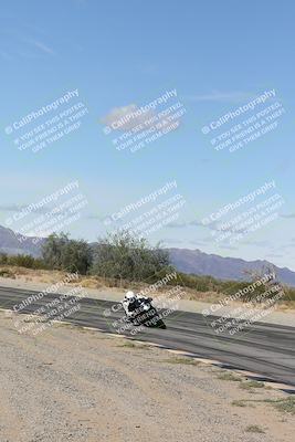 media/Nov-16-2025-Race Pace (Sun) [[8c5fa54630]]/Verified Riders/4-Turn 3 Inside (1050am)/